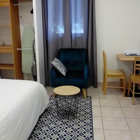 Appartement Aad1 Clamart 200 M Du Tramway T6 St Pave Blc Avec Cuisine Separee Εξωτερικό φωτογραφία
