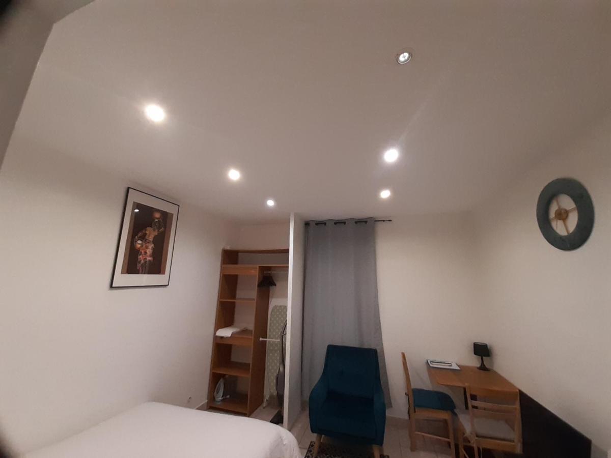 Appartement Aad1 Clamart 200 M Du Tramway T6 St Pave Blc Avec Cuisine Separee Εξωτερικό φωτογραφία